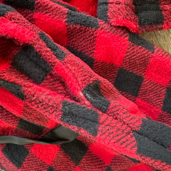 Frankie & Johnny fleece buffalo check pajamas - Picture 2 of 5